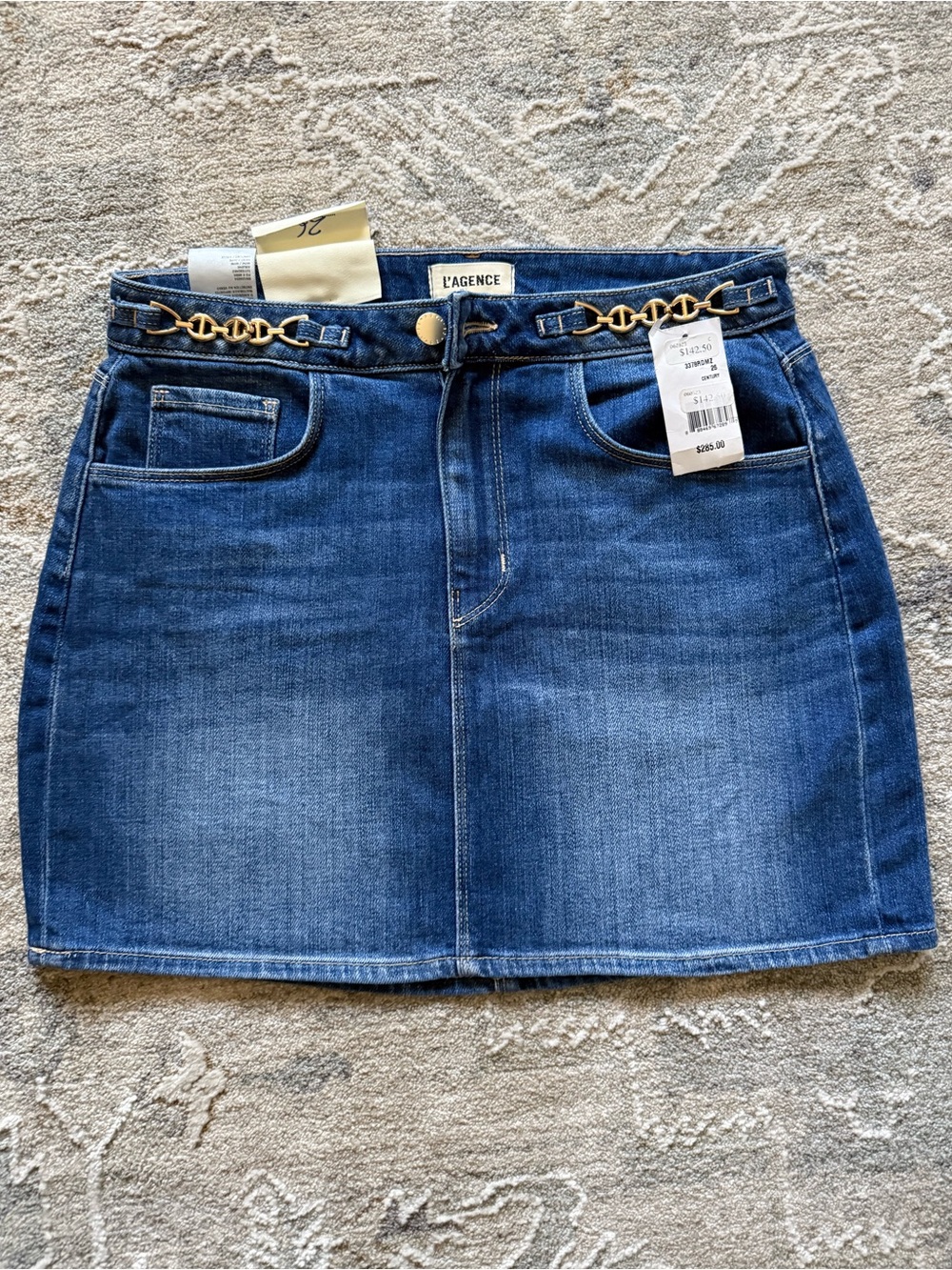 L'AGENCE Arlene Blue Denim Mini Skirt 26” US 4 Gold Chain Details New